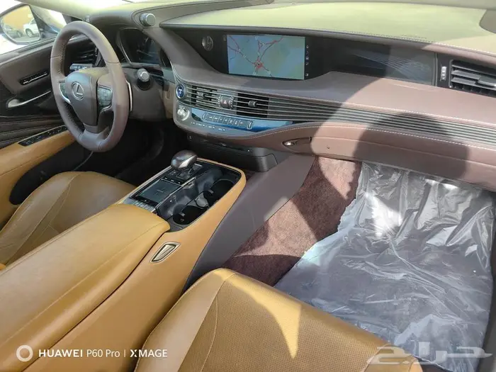 لكزس LS. 500AH هايبرد موديل 2019 10