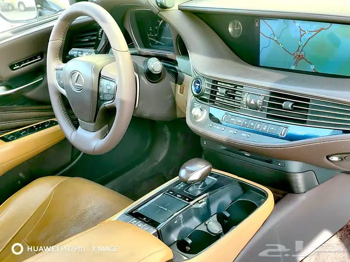 لكزس LS. 500AH هايبرد موديل 2019 11