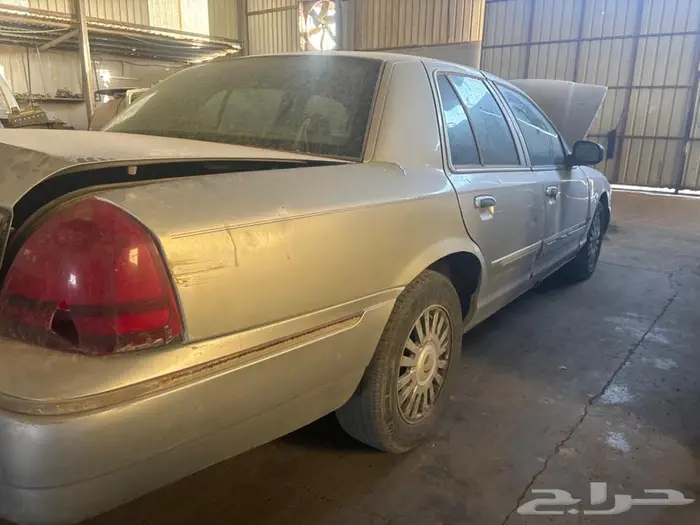 ماركيز 2006 للبيع قطع غيار تشليح 1