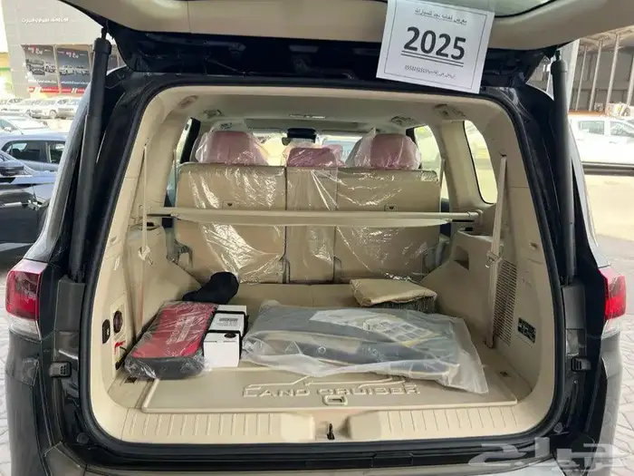 تويوتا لاندكروزر GXR L4 بنزين 2025 - اسود 15
