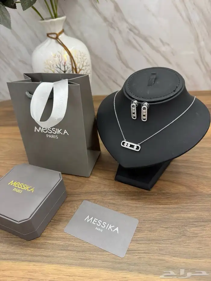 اكسسوارات ماركة 8