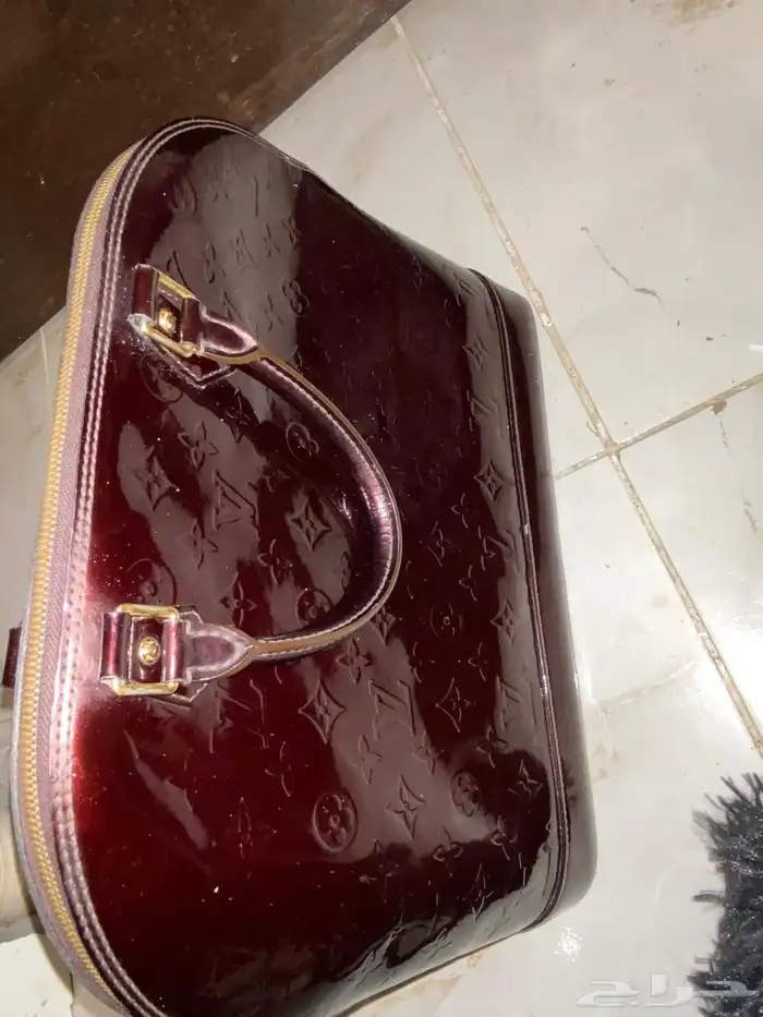شنطه ألما من لويس فيتون LV 2