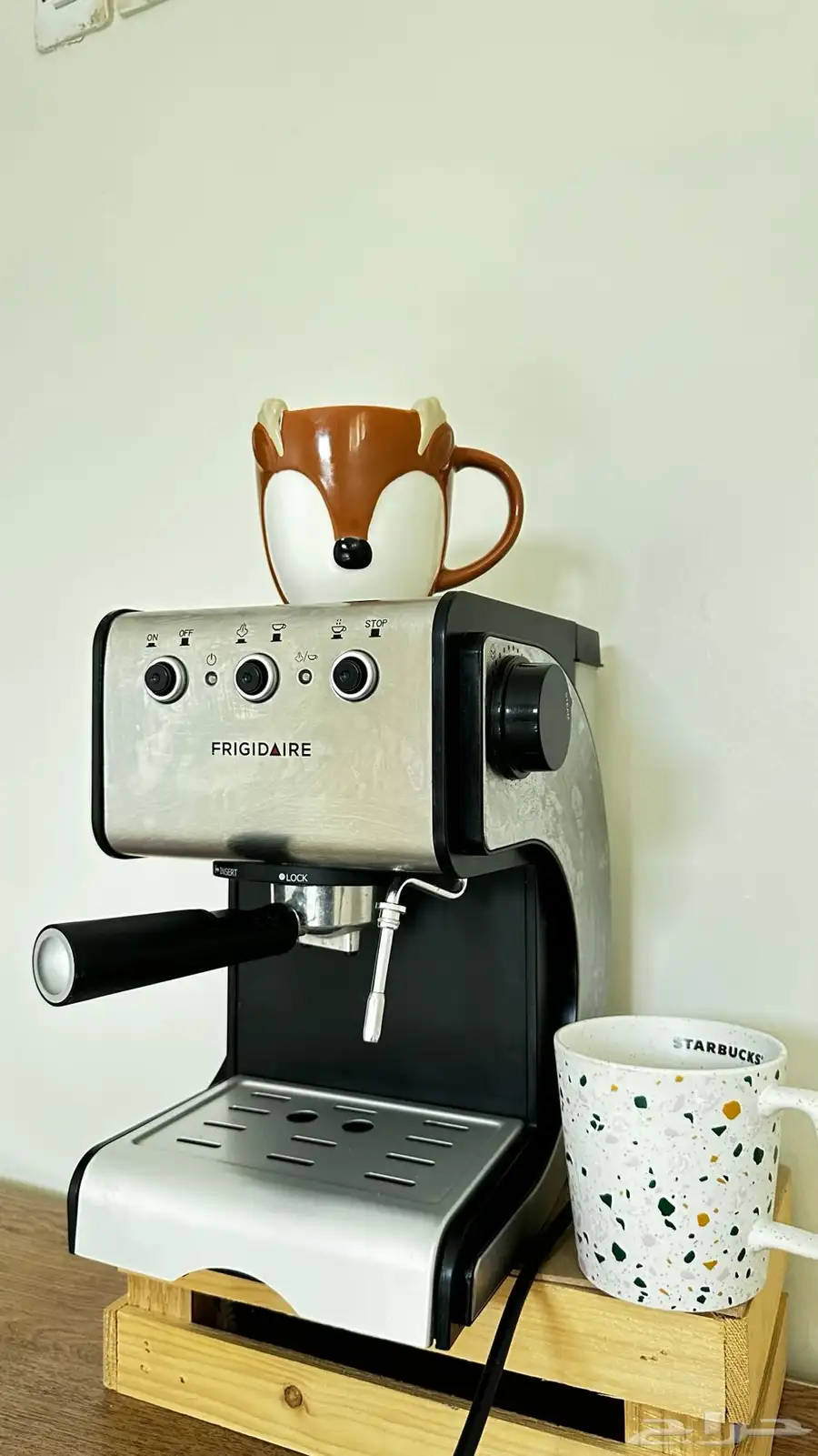 مكينة اسبريسو من شركة FRIGIDAIRE 0