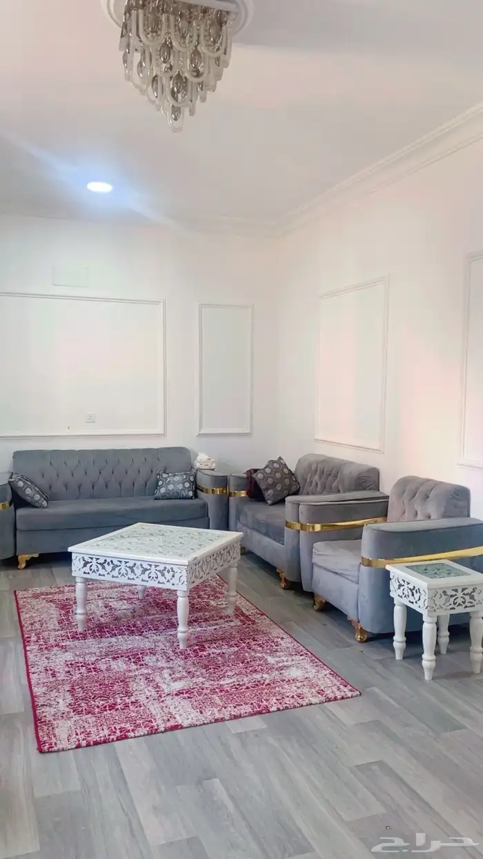 شقه مفروشه للايجار خلف كلية البنات الرصراص 1