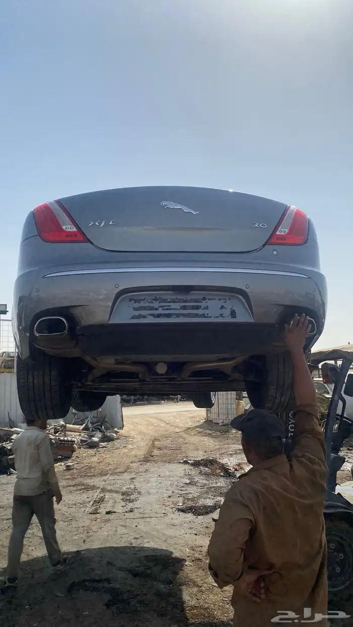 جاكوار XJL 1