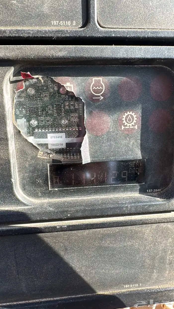 للبيع بالدوزر كتربلر D9R نظيف جدااا 11
