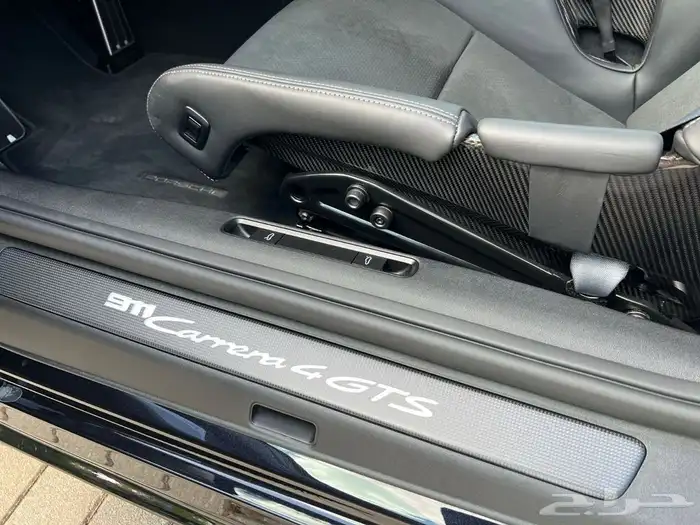 بورش كاريرا فور جي تي اس Carrera 4GTS 2025 3