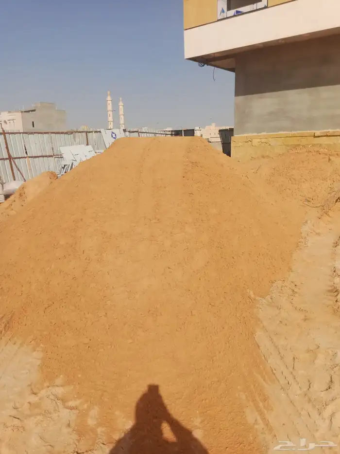 توريدات الرمل الابيض والاحمر رمل بطحا طرطشه بطحا بلاط مخلوط 9