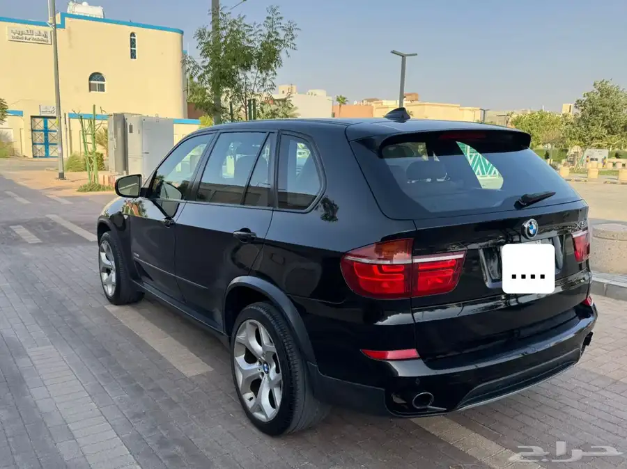 BMW X5 نظيف جدا للبيع 2