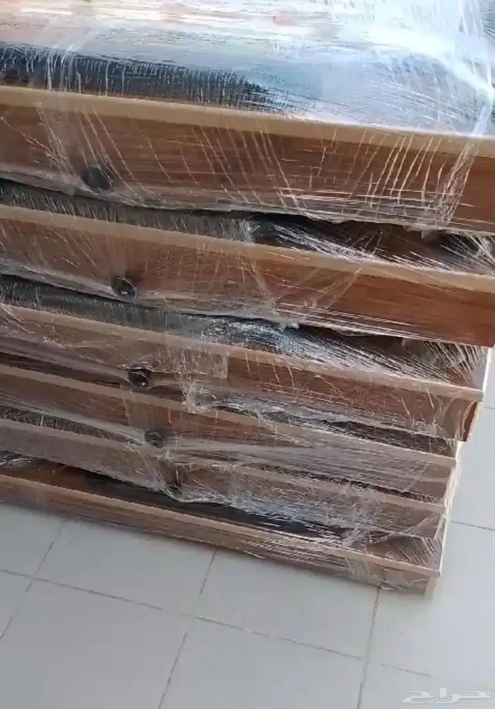 طاوله لعب 4 في 1 بلوت و جاكارو وضومنه و كيرم 22