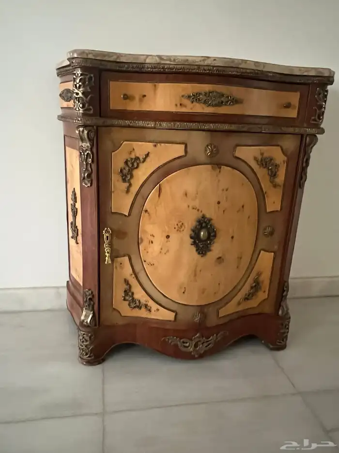 طاوله مدخل 1