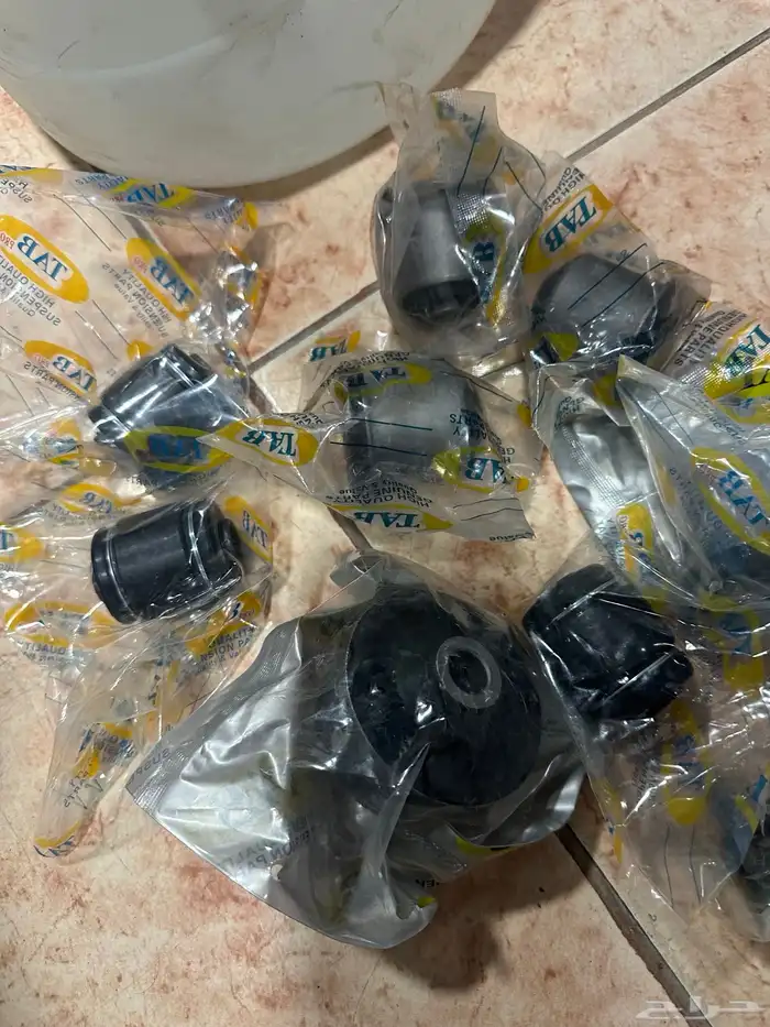 قطع غير لكزس جي اس 300 39
