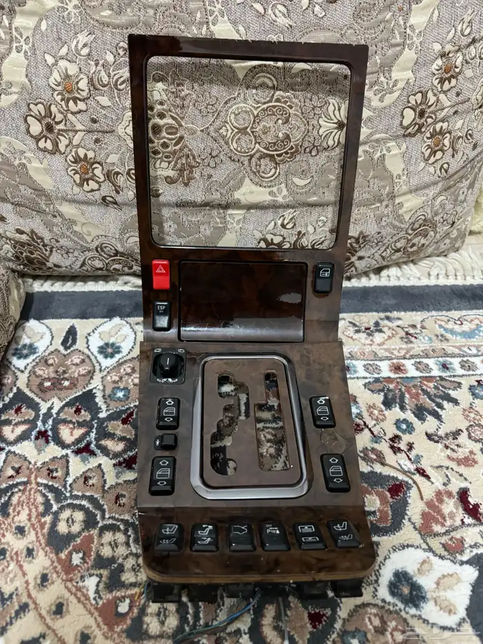 قطع مرسيدس شبح وارد 33