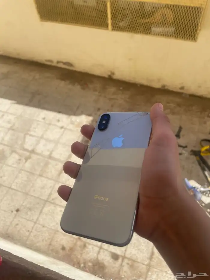 آيفون اكس عادي 1