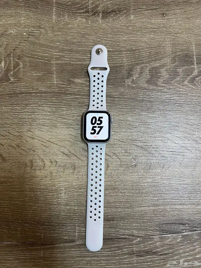 Apple Watch series 4 0
