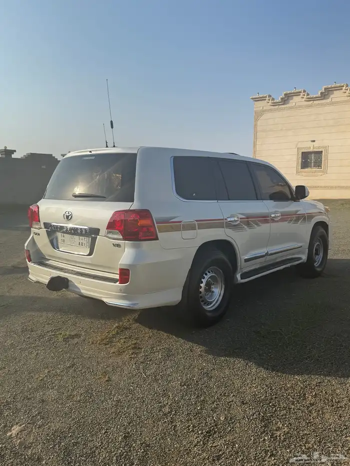 لاندكروزر 2012 وكاله 2