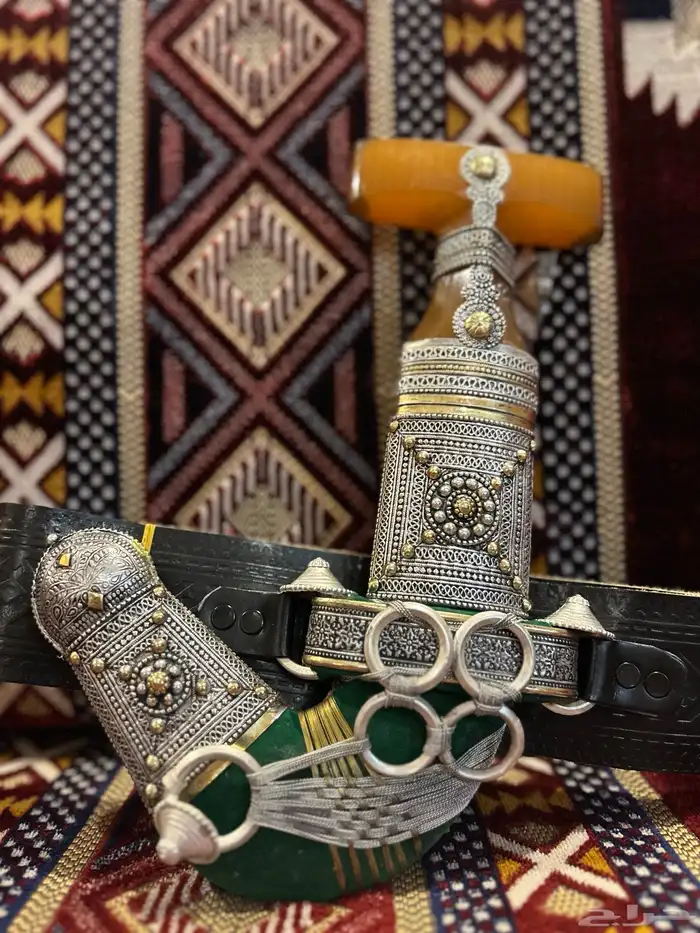 خنجر حك زراف مخلوط مقاس كبير 0