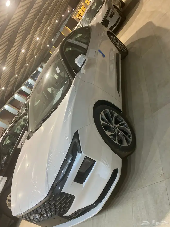 فورد تورس تيتانيوم فل بنزين 2