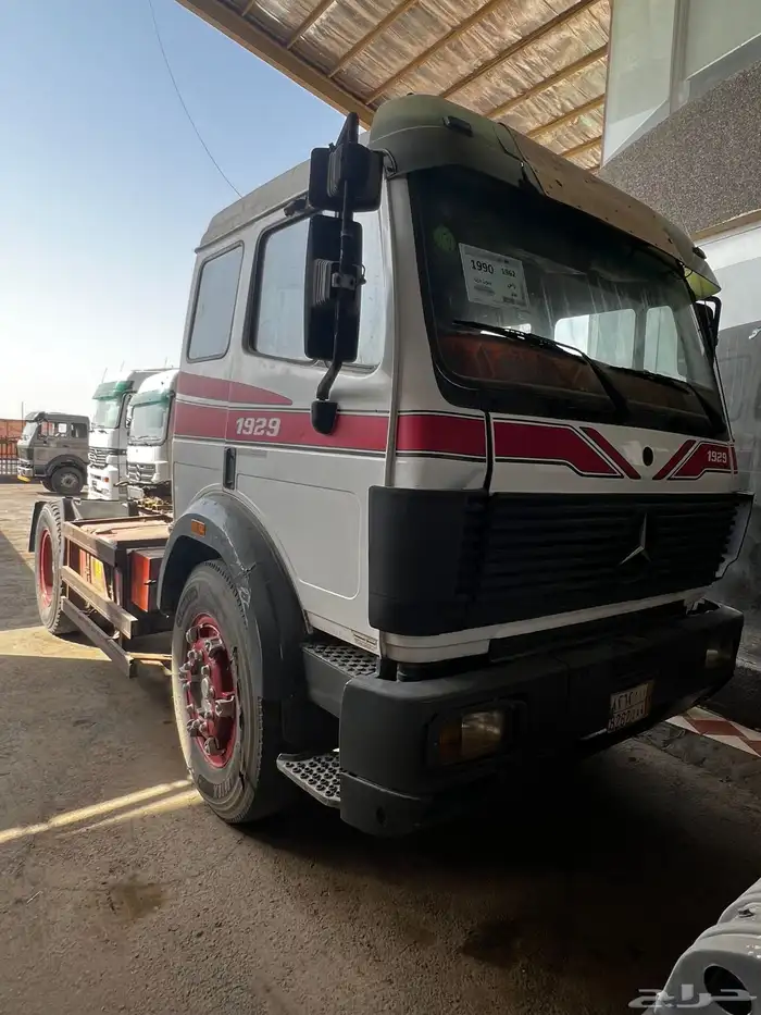 حراج معرض رائد للسيارات والشاحنات 21