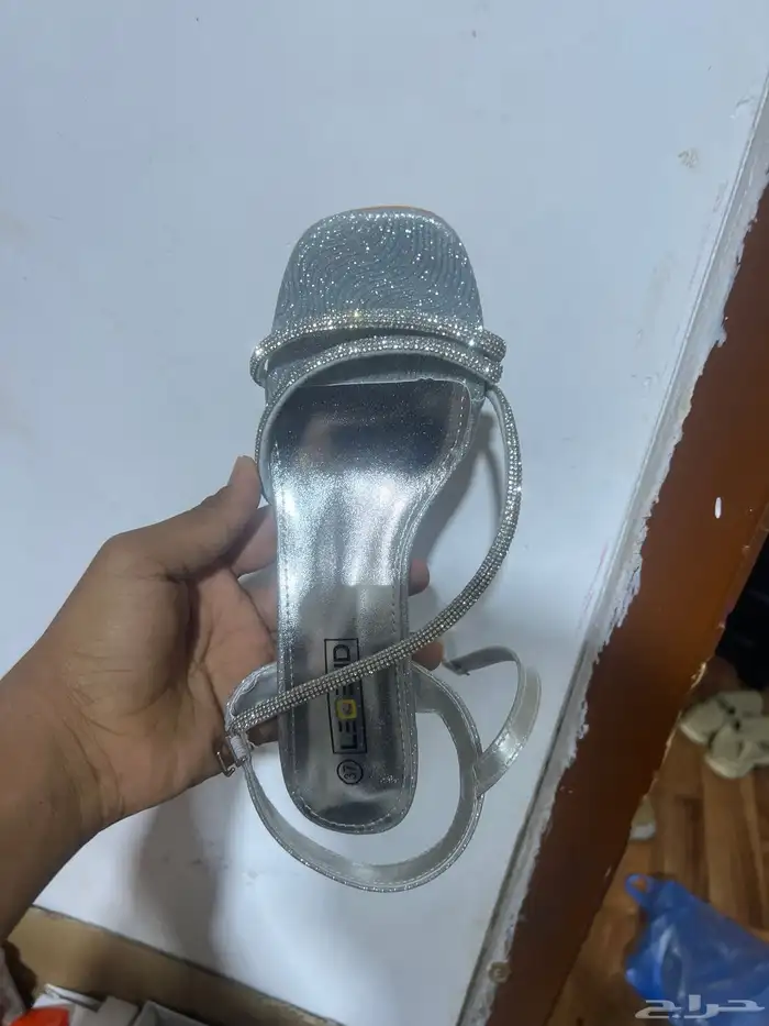 حذيان للبيع ب جميع المقاسات 2