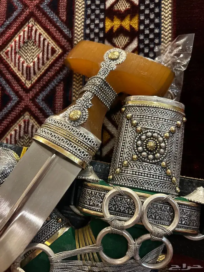 خنجر حك زراف مخلوط مقاس كبير 3