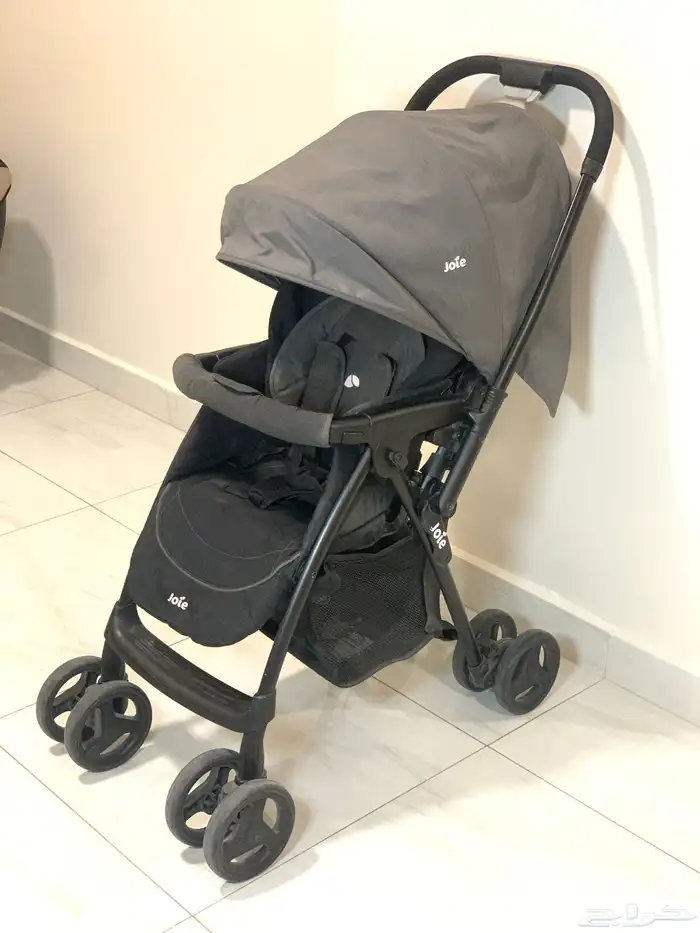 عربية أطفال من Joie بحالة ممتازة 0