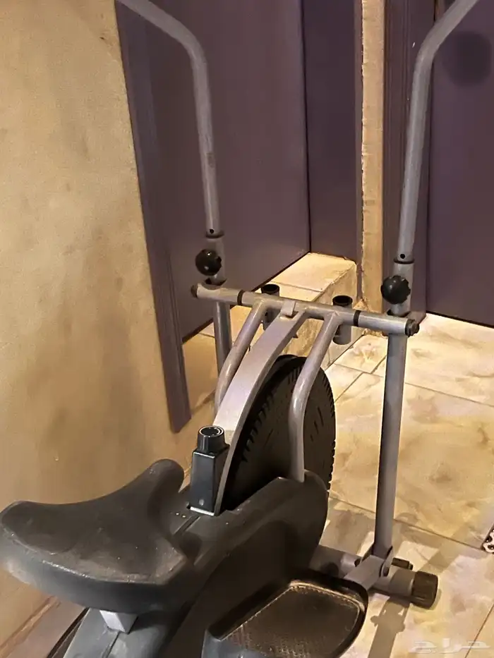 سيكل رياضه بسعر 200  قابل للمساومه 1