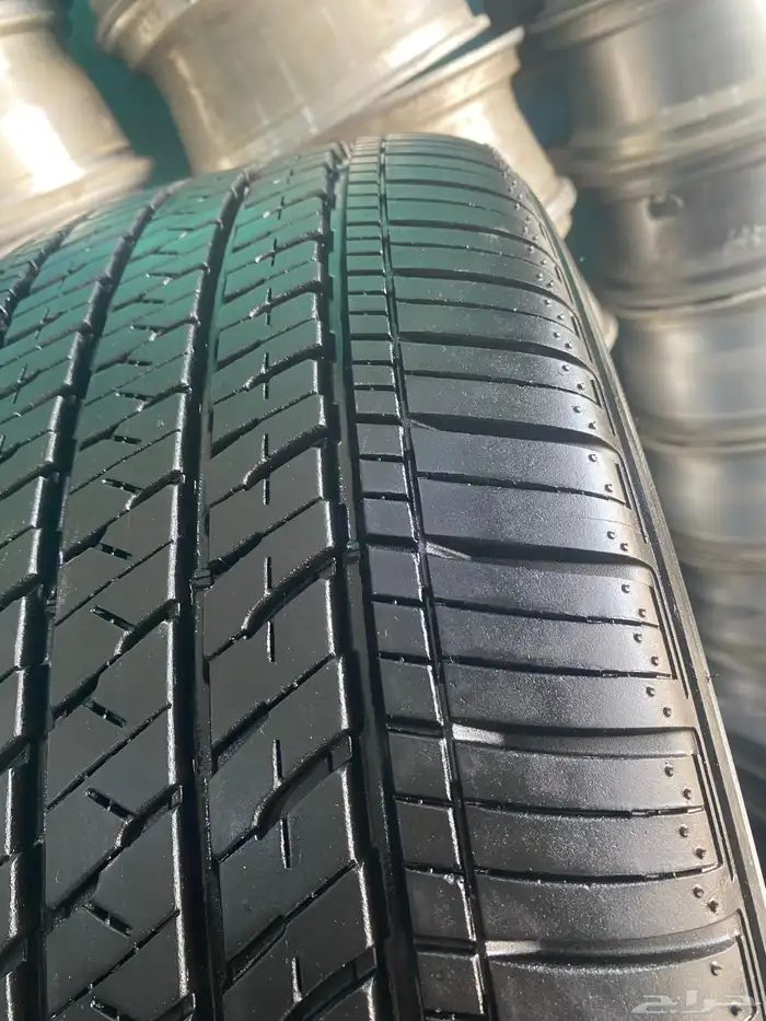 طقم كفرات برجستن منزل 255 45 20 5