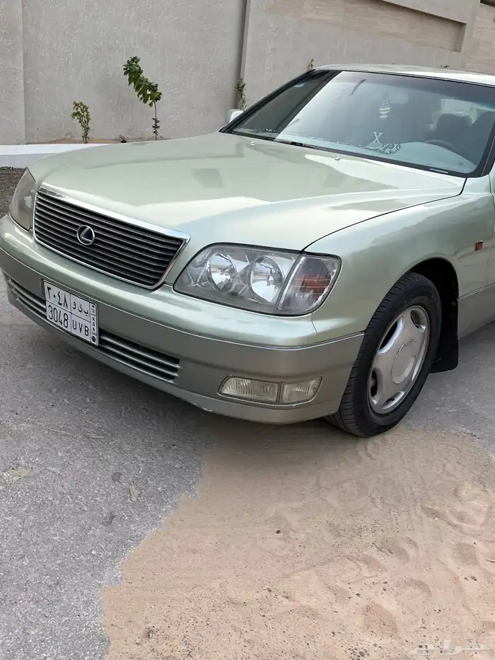 للبيع لكزس 400 LS 26