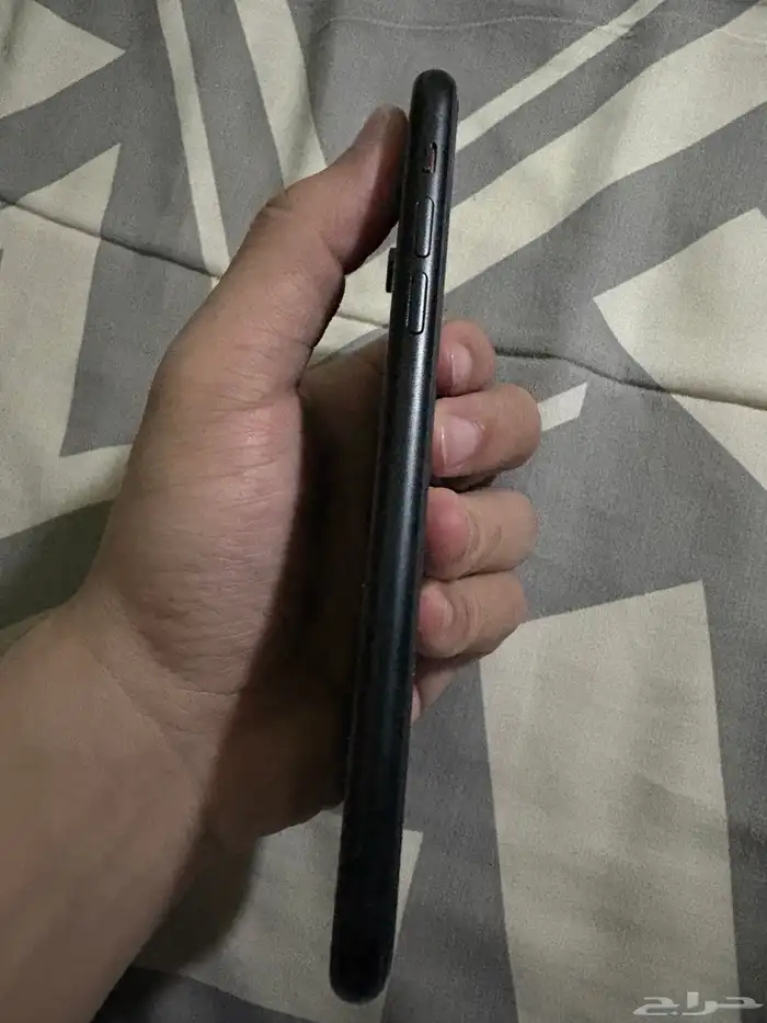 ايفون xr نظيف 5