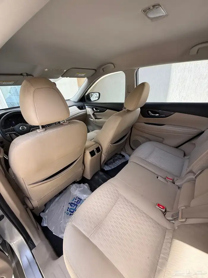 نيسان اكس تريل 2020 نص فل 12