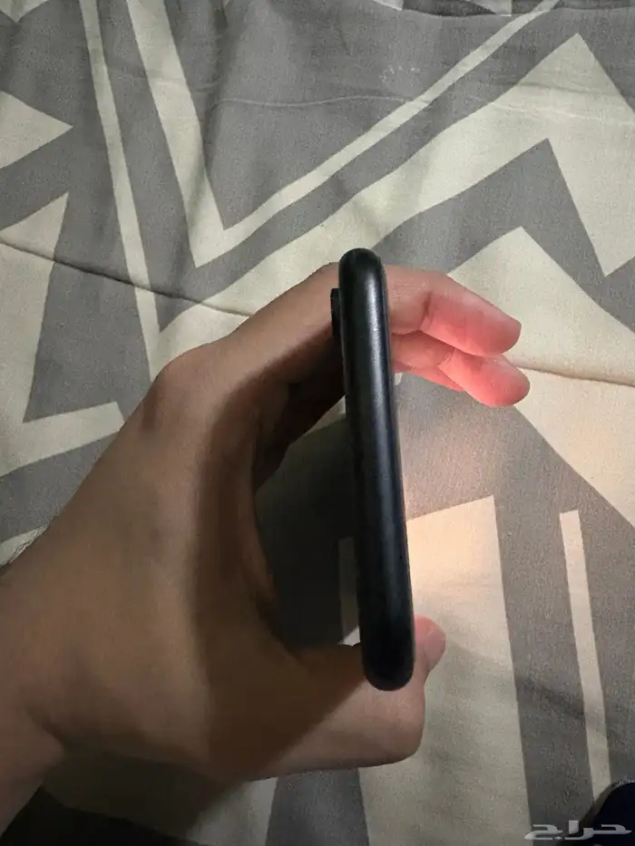 ايفون xr نظيف 4