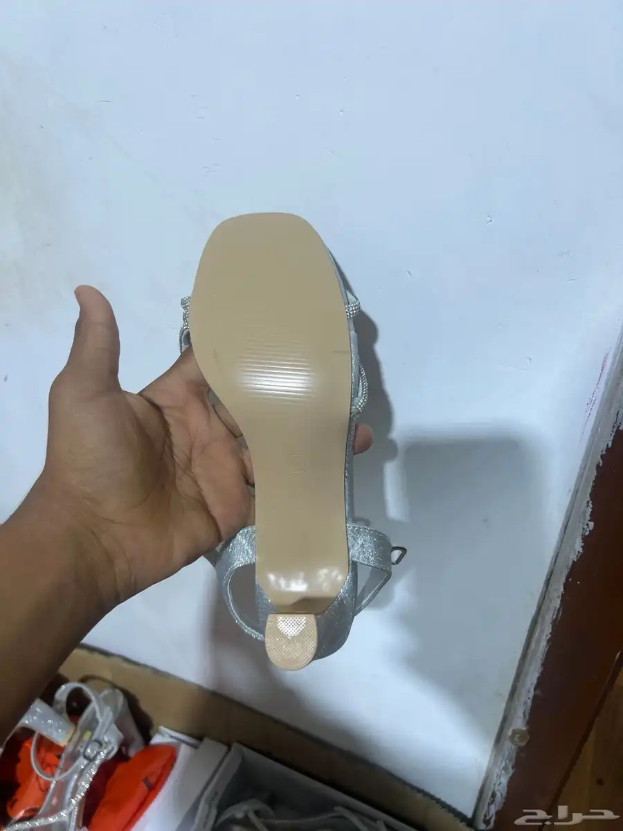 حذيان للبيع ب جميع المقاسات 3