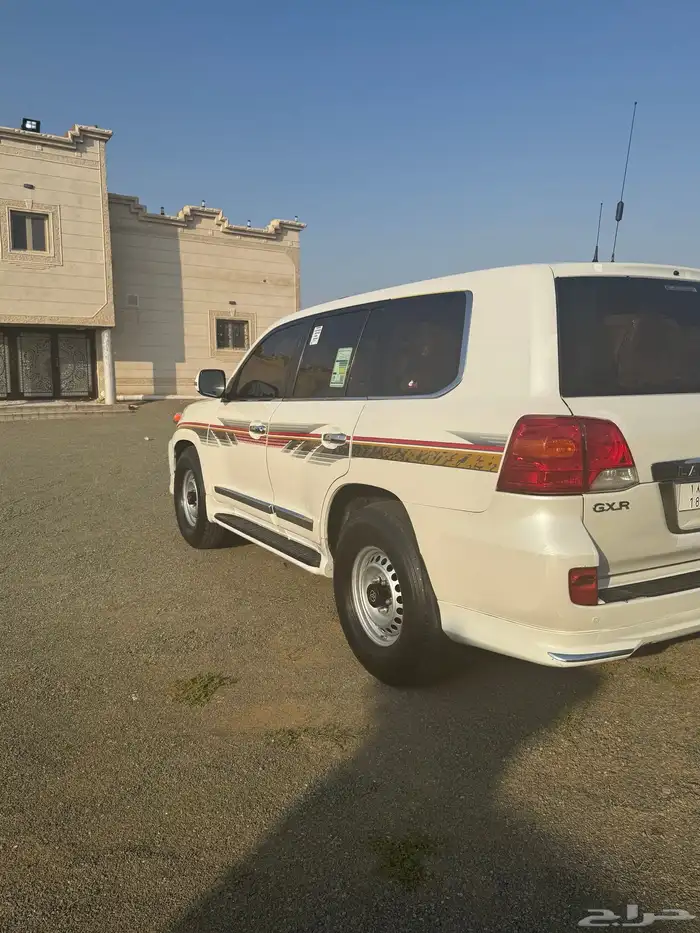لاندكروزر 2012 وكاله 6