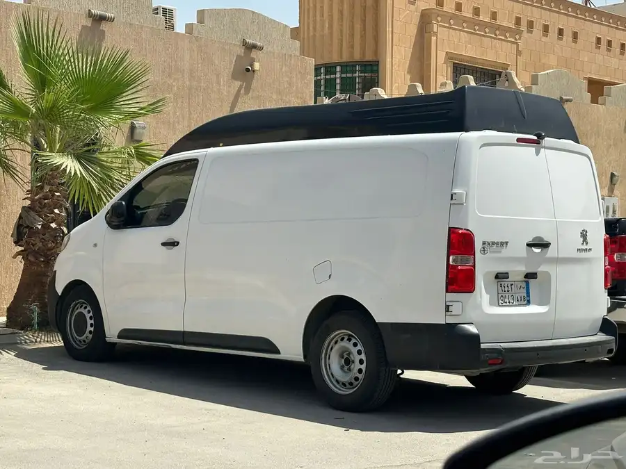 بيجو 1