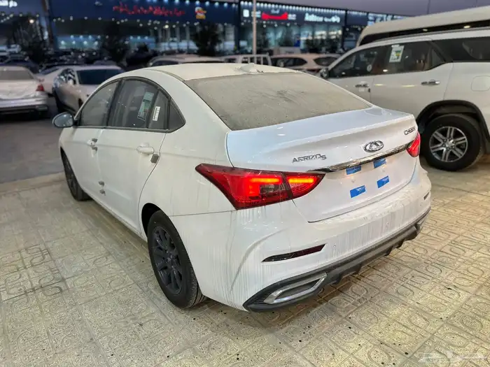 شيري اريزو 5 كمفورت 2025 ضمان 6 سنوات او 200 الف كليو 4