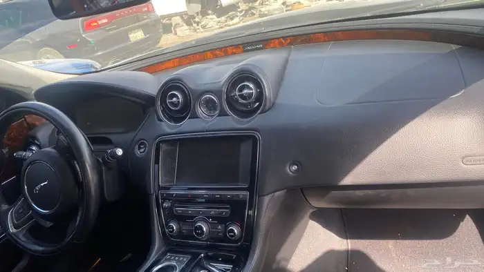 جاكوار XJL 5