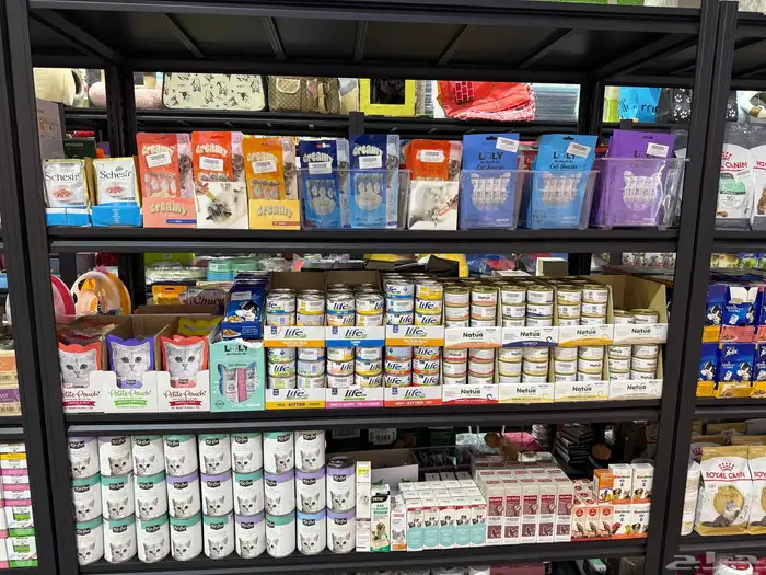 يوجد لدينا مستلزمات واكسسوارات قطط واسماك وطيور وكلاب 3