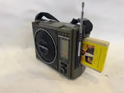 مسجل كاترج مع راديو قديم 1