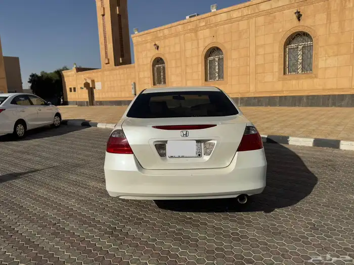 سربوت وزاحف ولك في الزين وميزانيتك 20 الف تعال خذ الاكورد 3