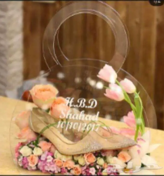 بوكسات أكريليك وخشب   مجات وميداليات وهدايا مخصصة حسب الطلب 17