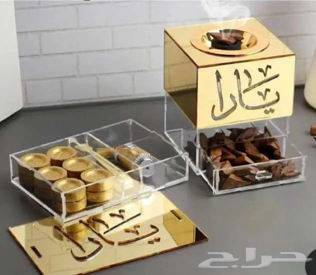 بوكسات أكريليك وخشب   مجات وميداليات وهدايا مخصصة حسب الطلب 43