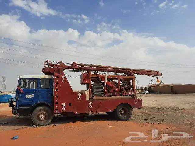 حفار ابار ارتوازية 0