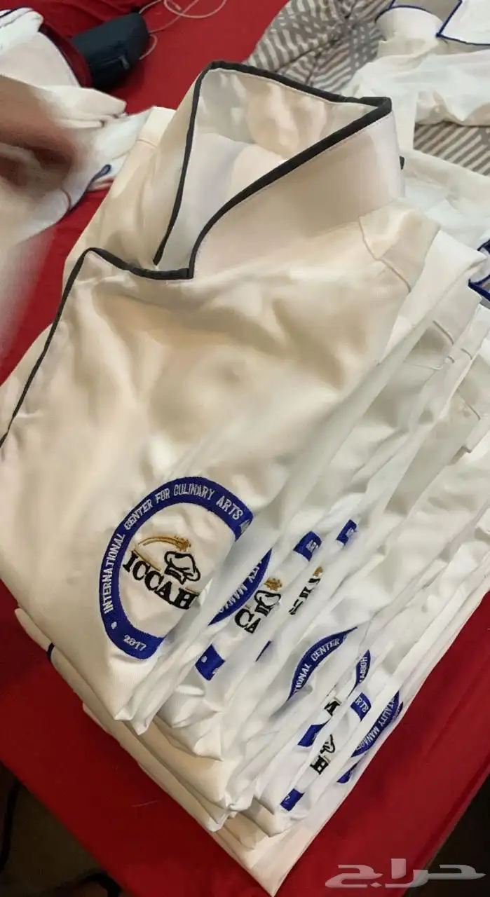 ملابس زي موحد 0