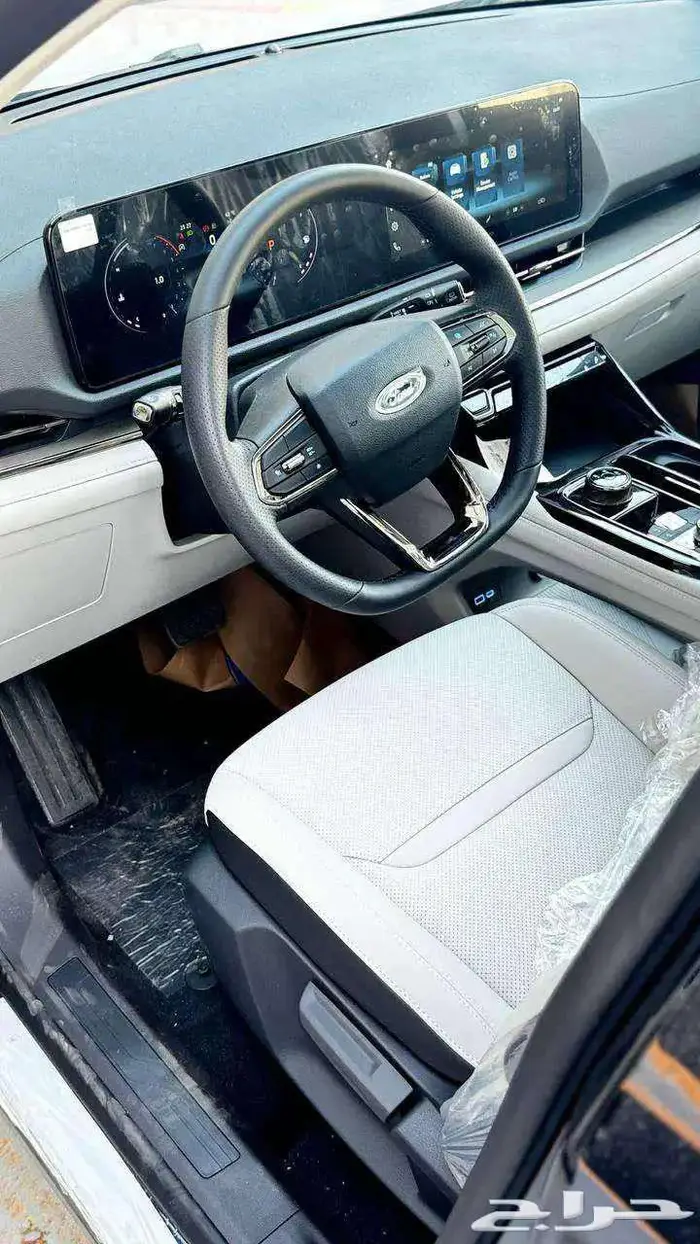 فورد تيريتوري تريند 2025 لدي الخضر للسيارات 11