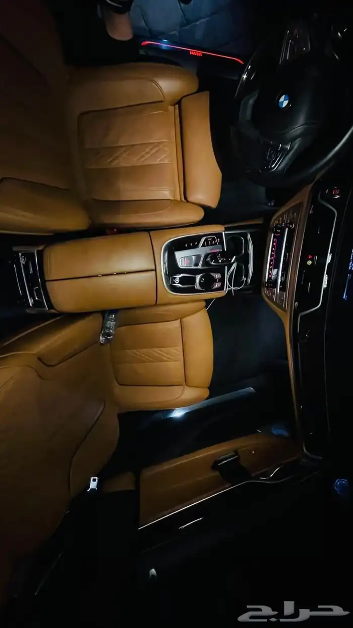 لوحات دبيBMW 750 2017 9