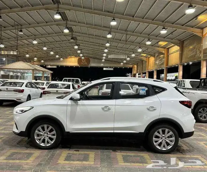 عرض خاص لعملاء الكاش MG ZS استاندر 2023 بطاقه جمركيه 6