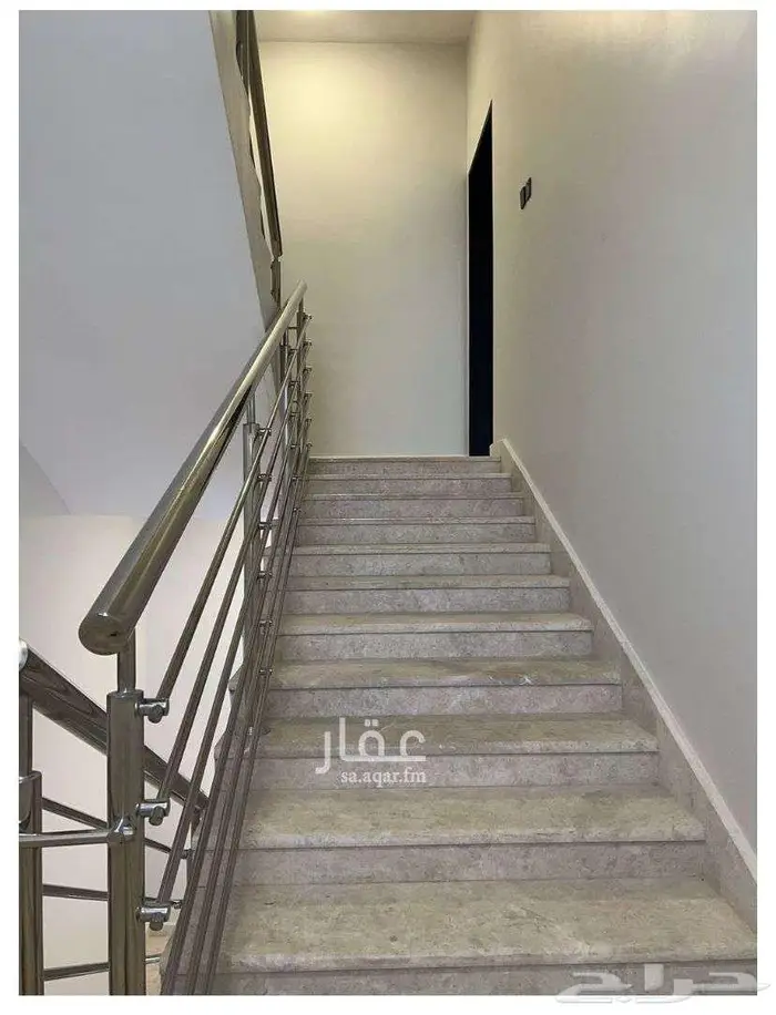 للبيع دور في حي الحزم 7