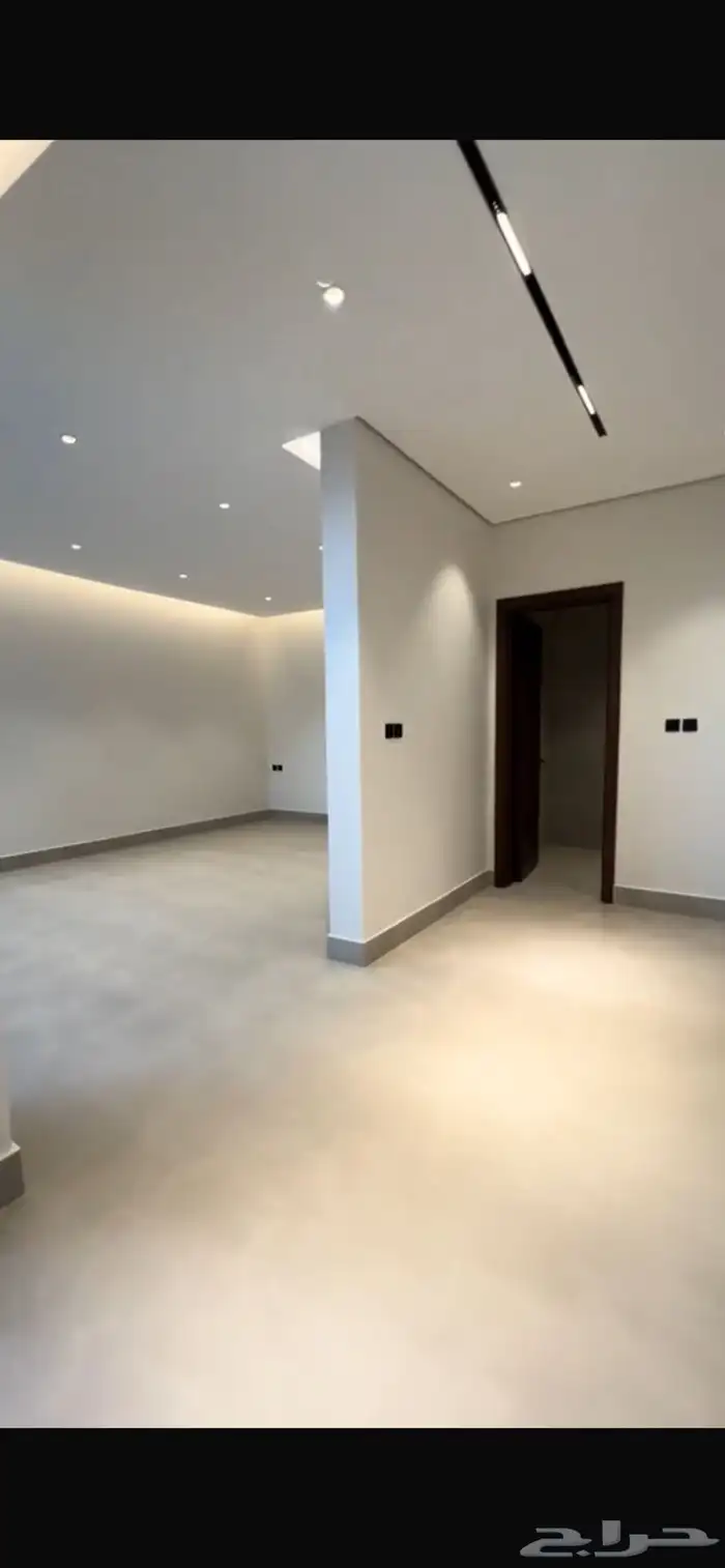 للبيع فلة مودرن تصميم راقي ومميز 2