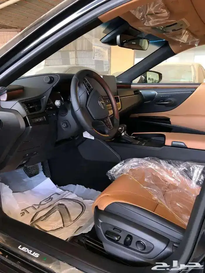 لكزس ES 350 فئة DD فل كامل 2025 اسود 4